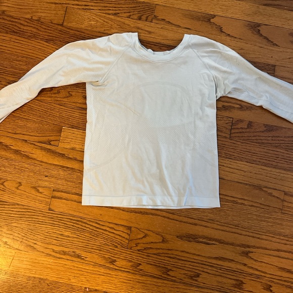 COPY - power blue Lululemon long sleeve swiftly tech - Picture 1 of 3